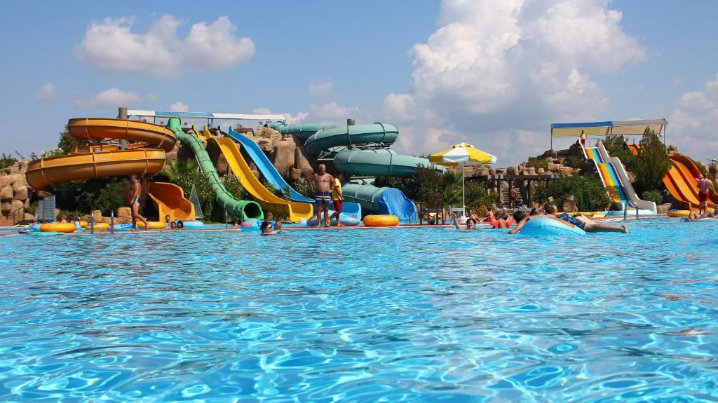 Hotel VON RESORT Golden Beach