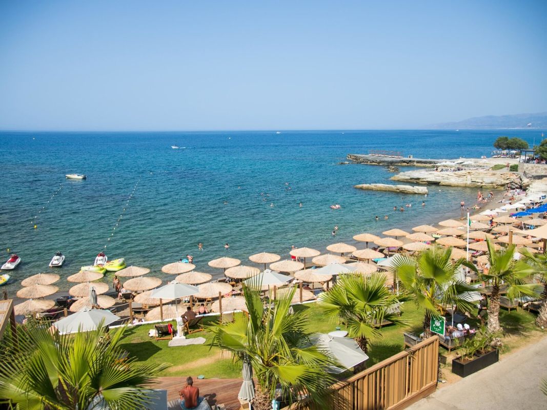Hotel Akasha Beach Hotel & Spa