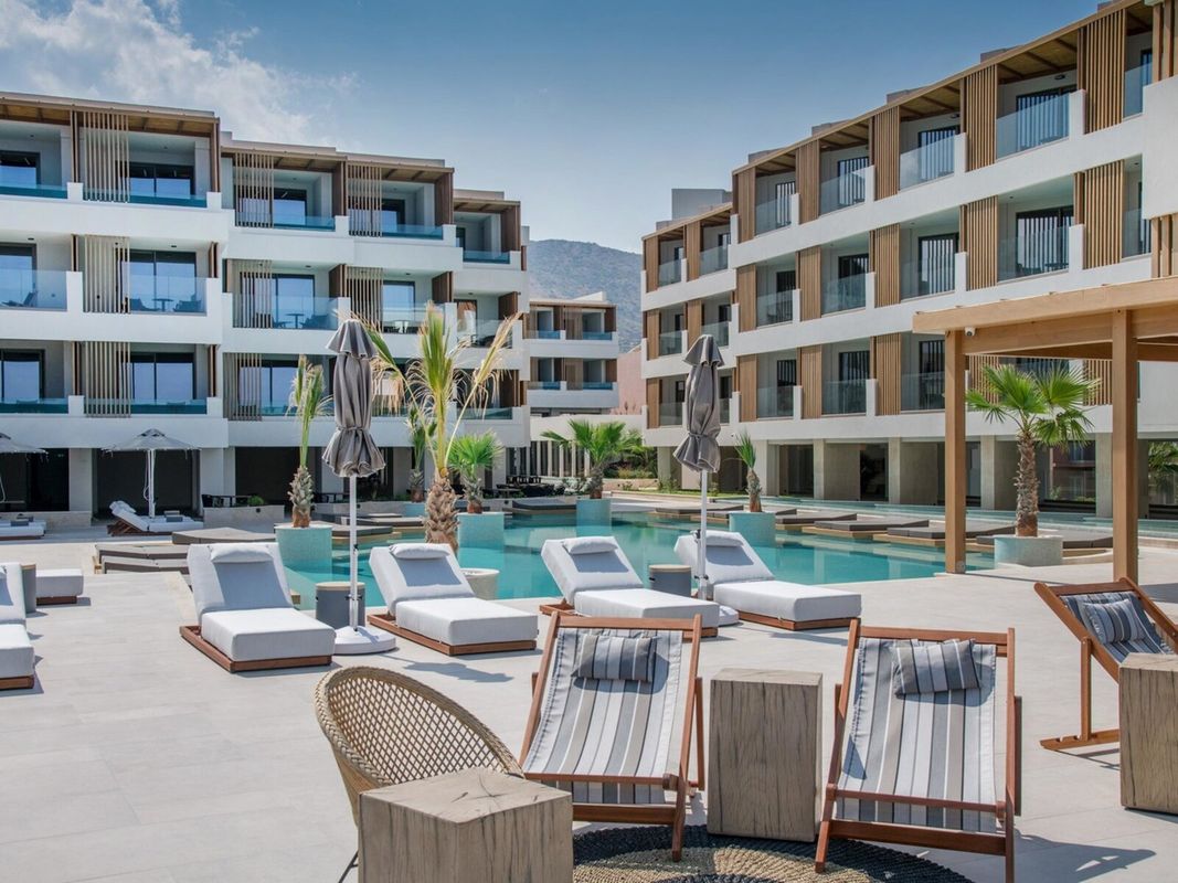 Hotel Akasha Beach Hotel & Spa